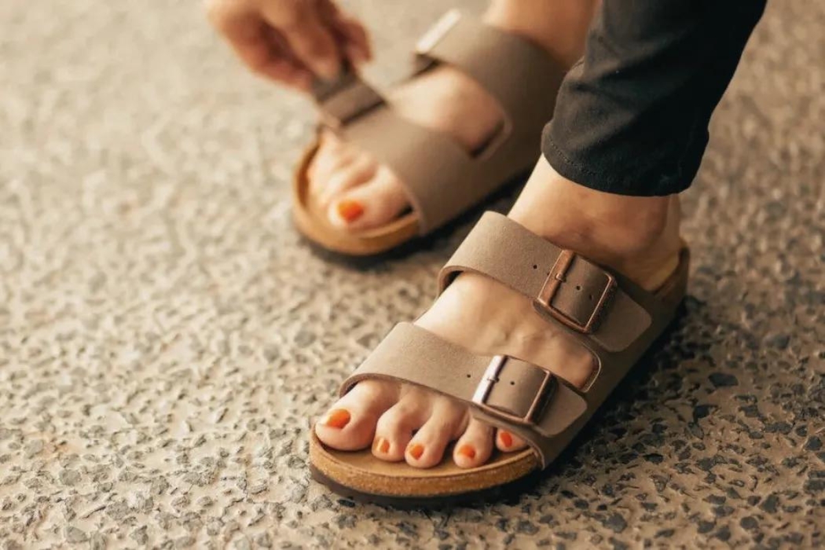The Benefits of Recovery Sandals